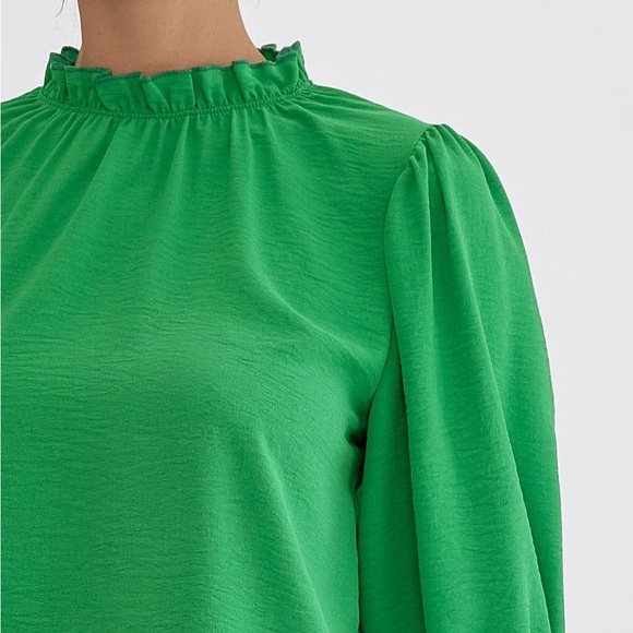 NWT Green 3/4 sleeve top - Picture 6 of 7
